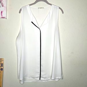 Pleione sleeveless blouse, size L